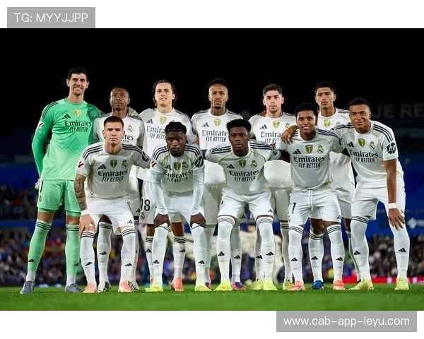 巴萨以三分优势逆袭皇马，稳坐西甲榜首！